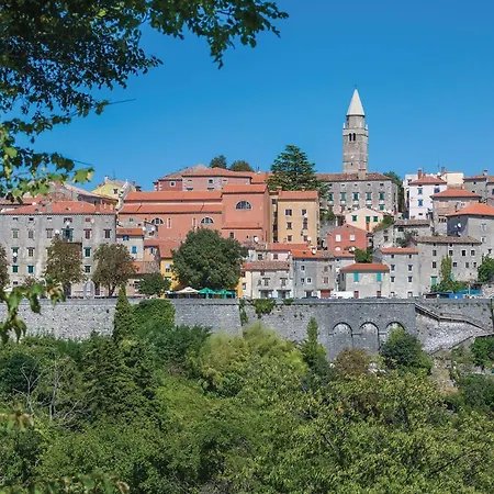 2 Bedroom Amazing In Labin * Diminici