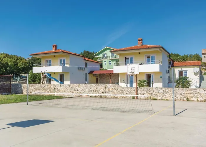 Appartement 2 Bedroom Amazing In *