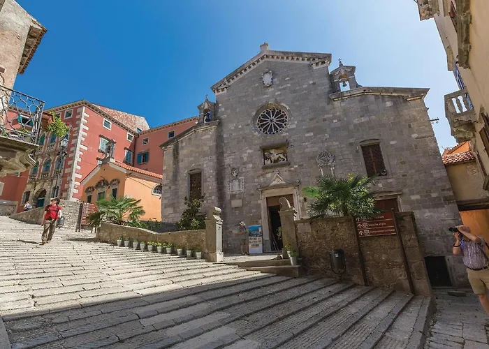 Appartement 2 Bedroom Amazing In