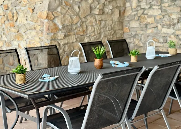 2 Bedroom Amazing In Appartement